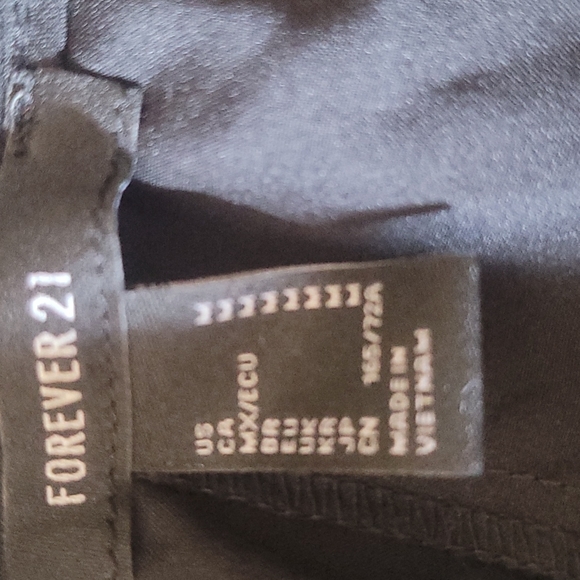 Chiffon mini skirt - Picture 4 of 4